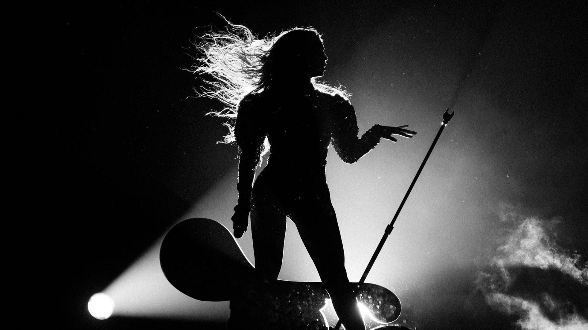 Beyoncé performing in New York City