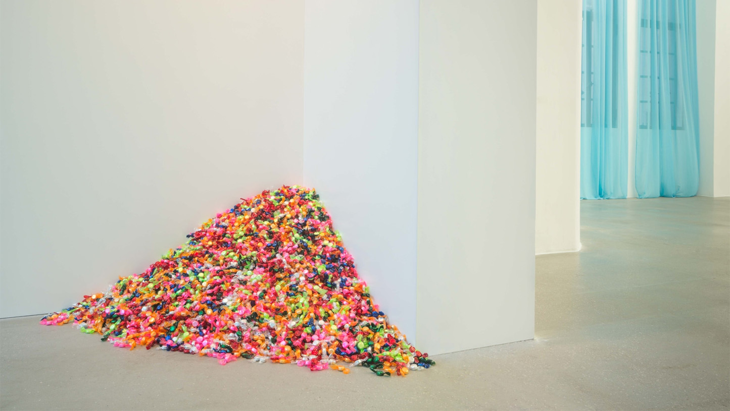 Félix González-Torres’ 1991 artwork "Untitled" (Portrait of Ross in L.A.)